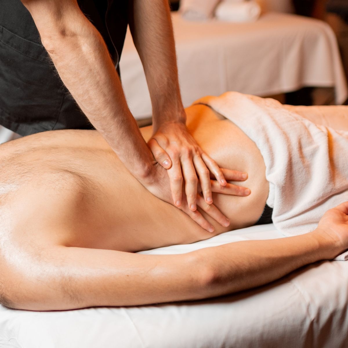 Massage Nuru giá bao nhiêu?