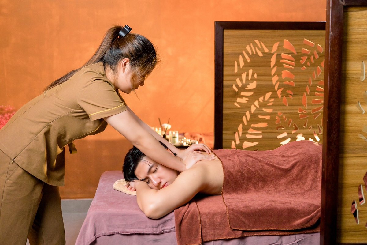Kinh nghiệm đi massage nam Hà Nội để có trải nghiệm tốt nhất