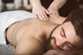 Nên đi massage body cho nam ở đâu chất lượng chuẩn?