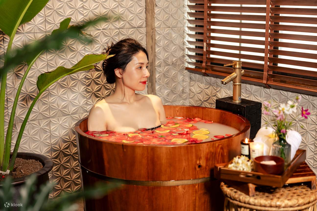 Liệu pháp massage tắm tiên là gì?